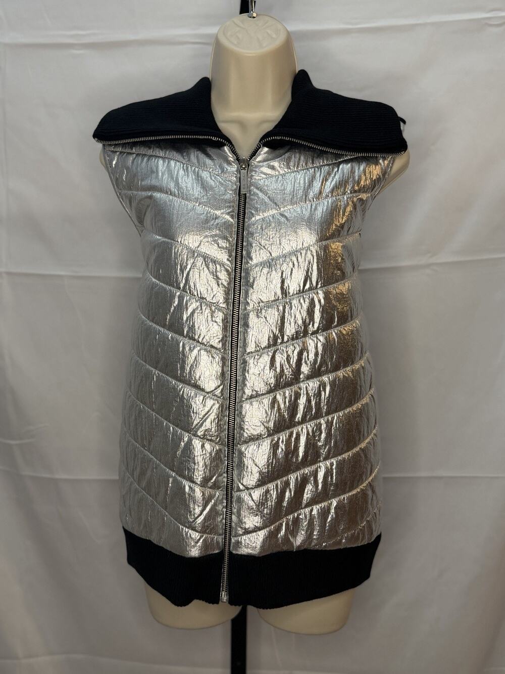 Michael Kors Puffer Vest Sweater Black Silver Foil Metallic Size XL NWT
